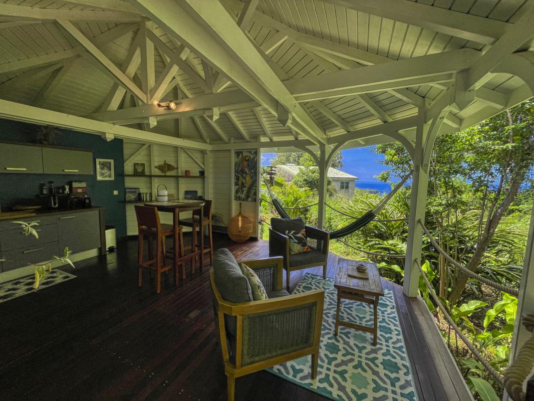 Location bungalow vue mer Guadeloupe, jacuzzi, 2 personnes, Deshaies